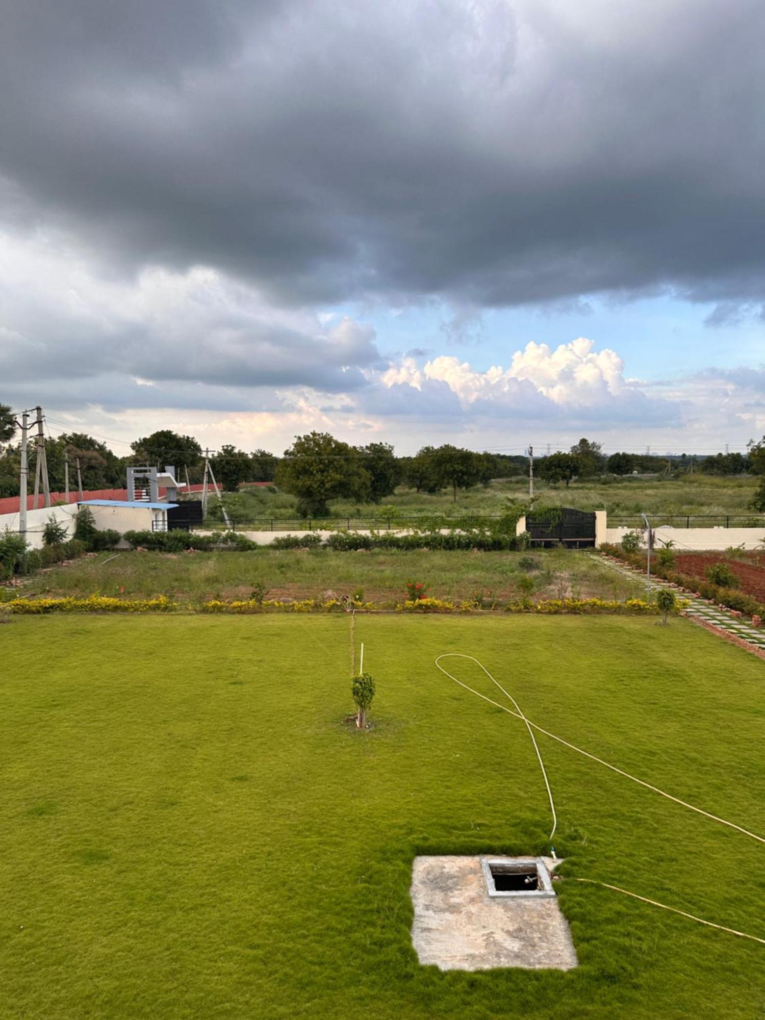 Pn Farm Villa Хидерабад Екстериор снимка
